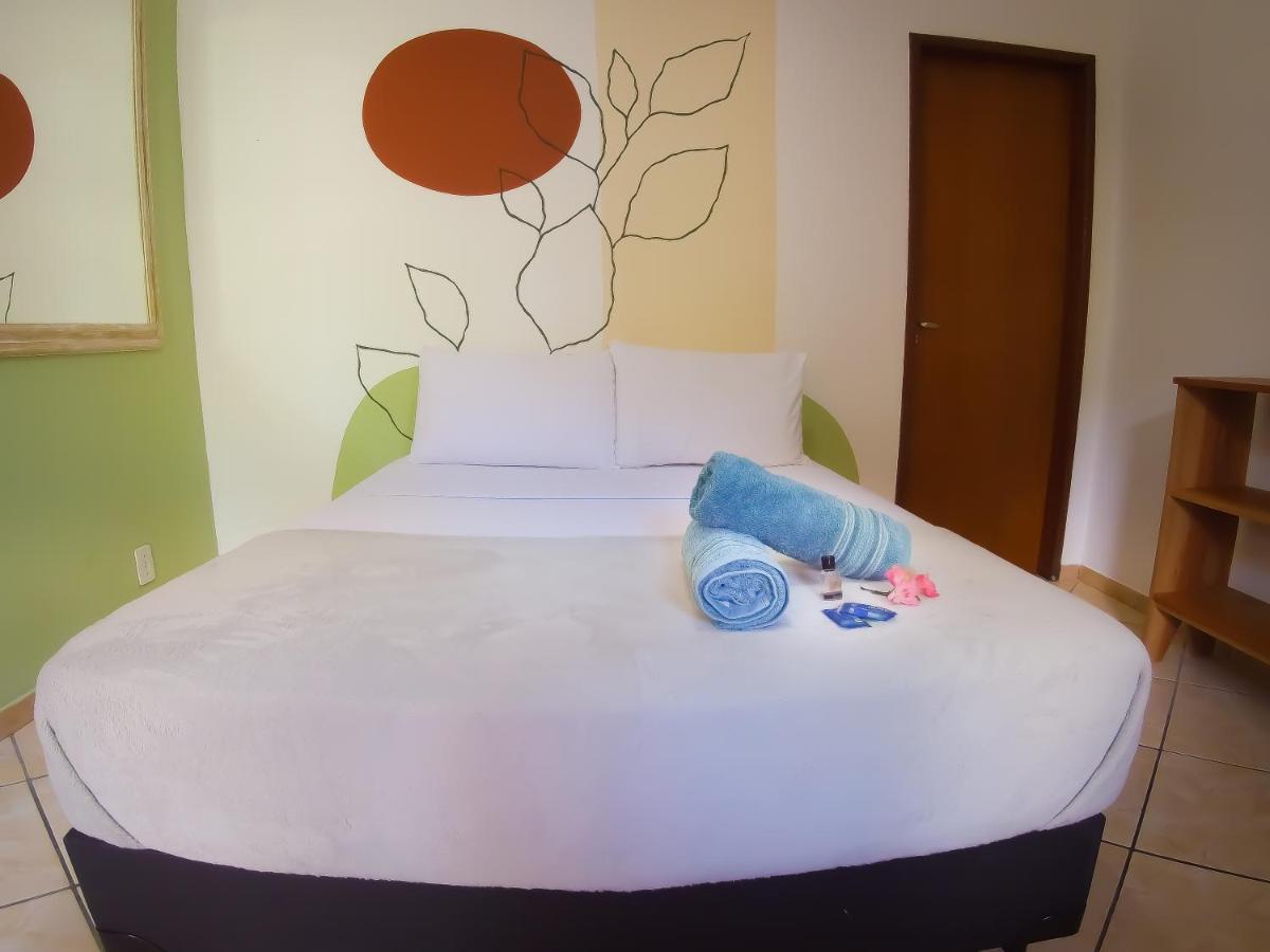Raio De Sol Pousada & Camping Vila do Abraao ภายนอก รูปภาพ