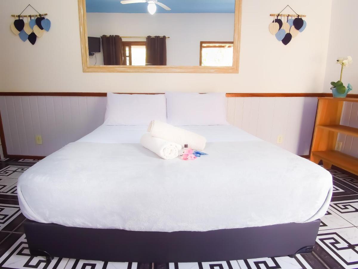 Raio De Sol Pousada & Camping Vila do Abraao ภายนอก รูปภาพ
